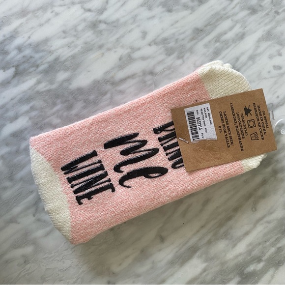 Scout & Trail Wine Socks - Picture 3 of 7